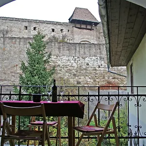 Apartament Aranyvar, Eger